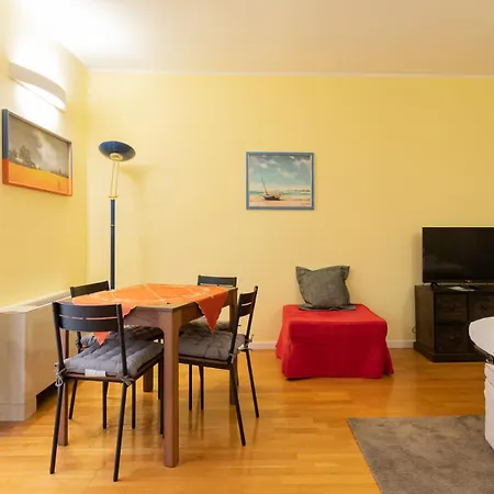 Appartement Xenia - Elegant 10 Min From Linate *
